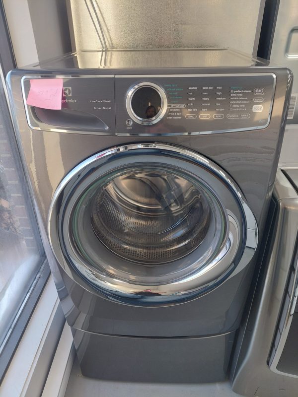 Laveuse Electrolux - Chargement frontal (stock#323)