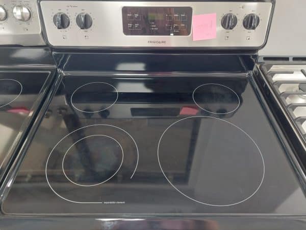 Cuisinière Frigidaire (#513)