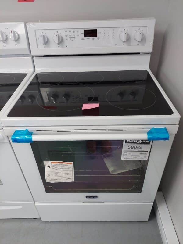 Cuisinière Maytag YMER8800FW - S/N: RA3312366 (stock#648)