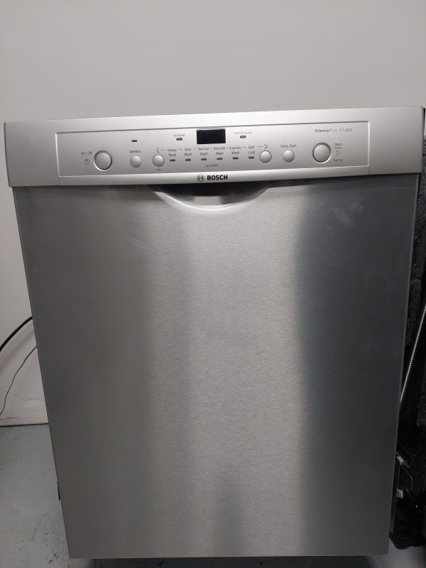 Lave-vaisselle Bosch modèle: SHE3AR75UC/27 N/S: FD010105387 (#818)