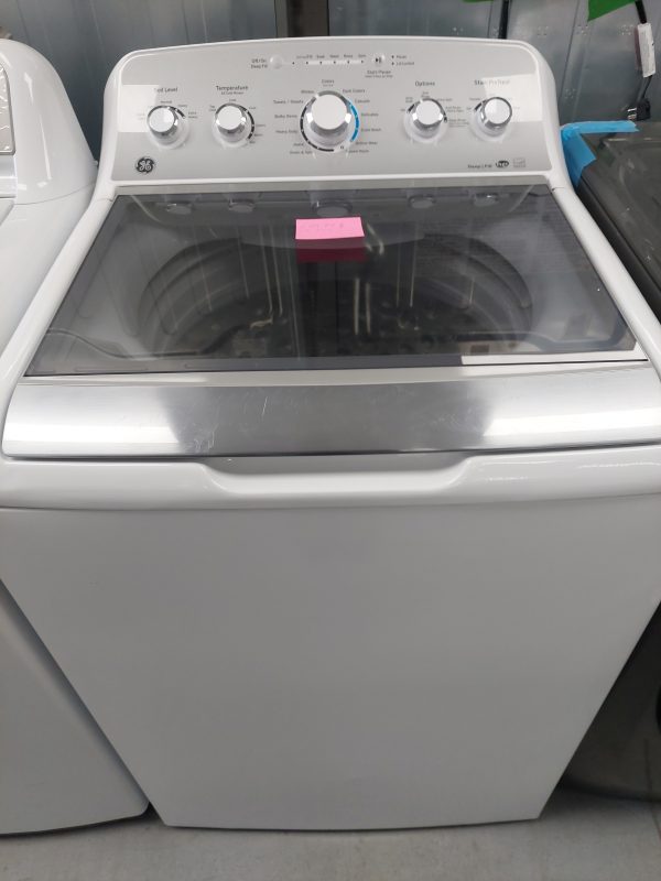 Laveuse GE modèle: GTW575BMMWS N/S: DS305674C (#828)