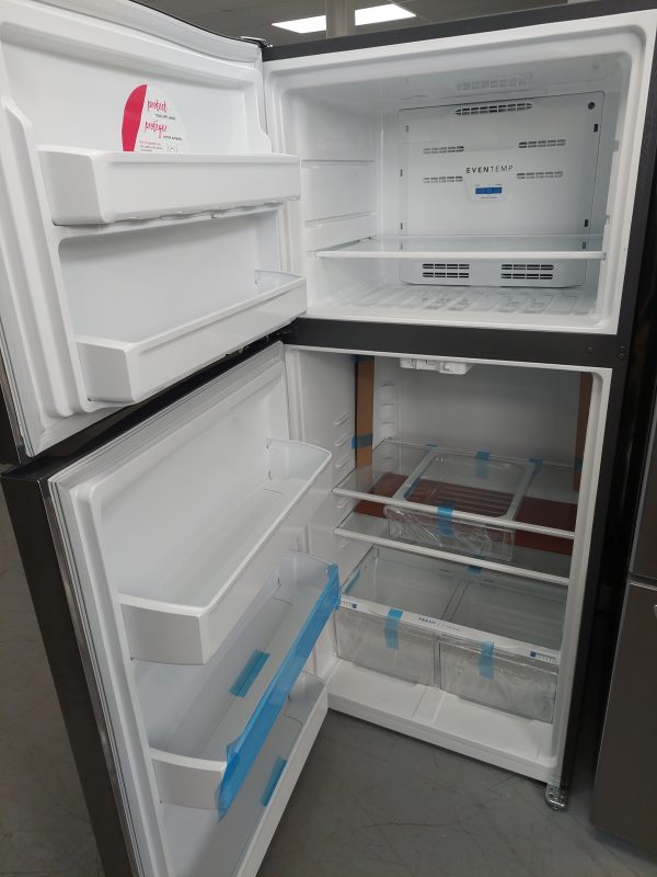 Refrigerateur Frigidaire Modèle: FFTR1835VS N/S: BA20203024 (#1319)