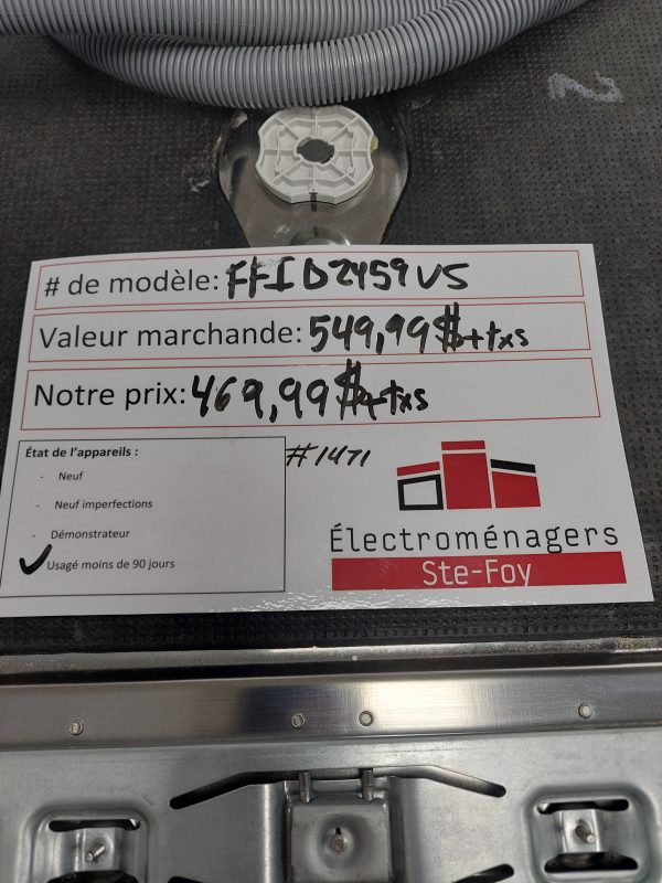 Lave-vaisselle Frigidaire modèle: FFID2459VS N/S: KH01121963 (#1471)