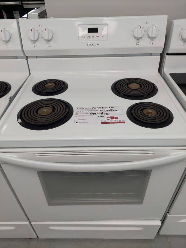Cuisinière Frigidaire modèle: FCRC301CAW N/S: VF04099791 (#2013)