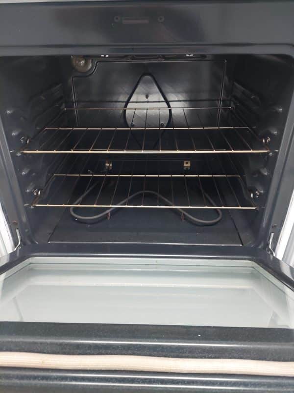 Cuisinière Frigidaire modèle: FCRC301CAW N/S: VF04099791 (#2013)