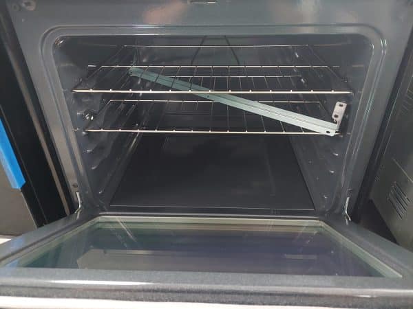 Cuisinière Frigidaire Modèle: CFEH3054US N/S: VF20508195 (#2025) (GP)
