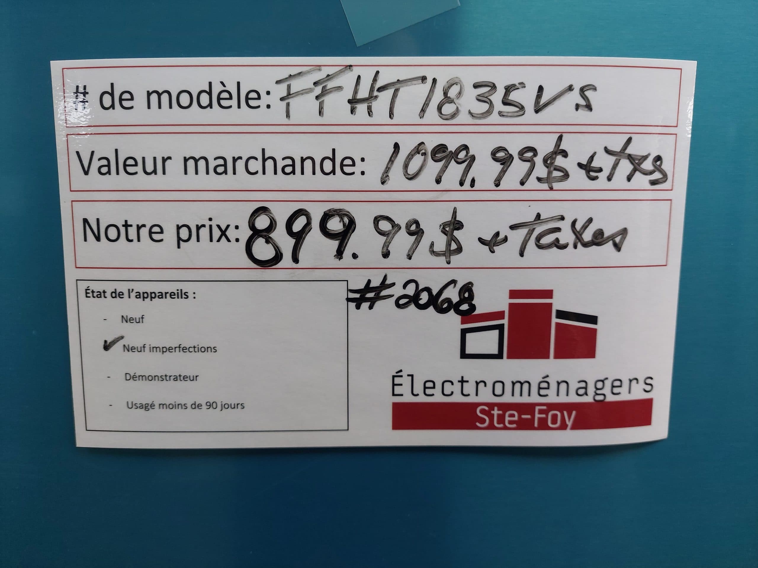 Réfrigérateur Frigidaire modèle FFHT1835VS N/S BA23101817 (2068) (GP