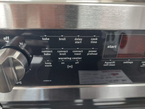 Cuisinière Maytag modèle: YMER8800FZ N/S: RA211455 (NI) (#2450)
