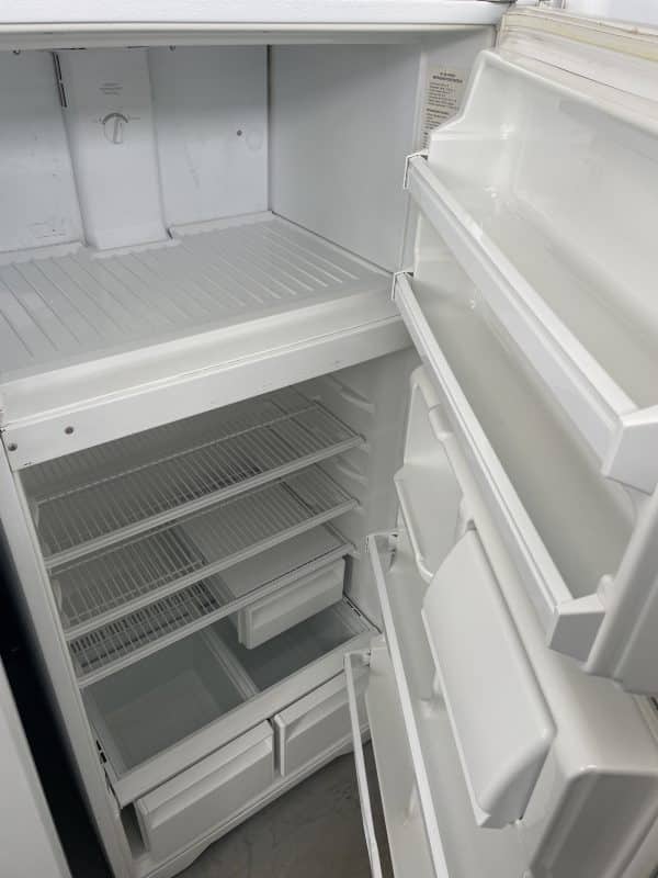 Réfrigérateur Kelvinator (#2777) (u)