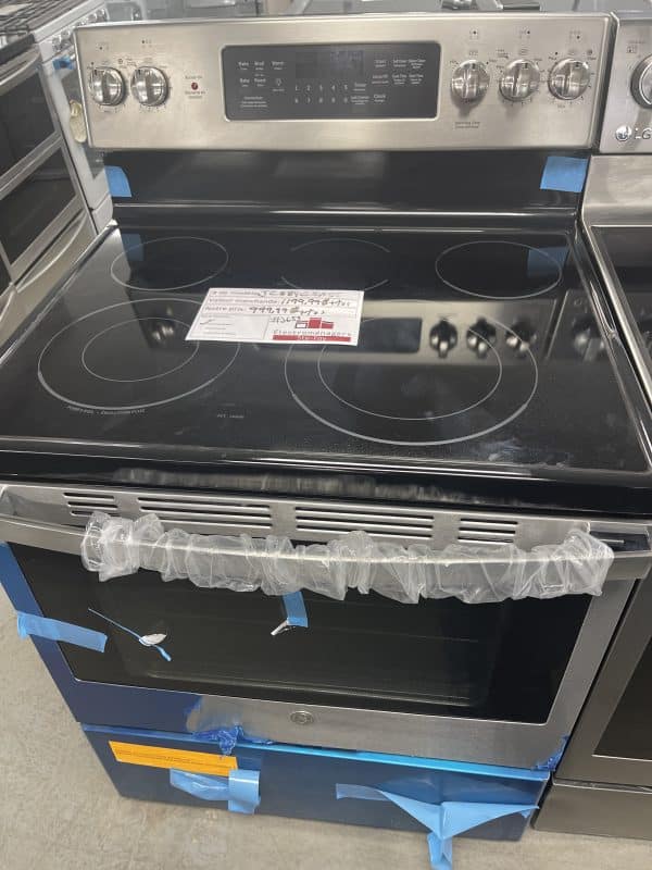 Cuisiniere GE NM : JCB840SKSS NS : FT554397P (N.I) (#2653)