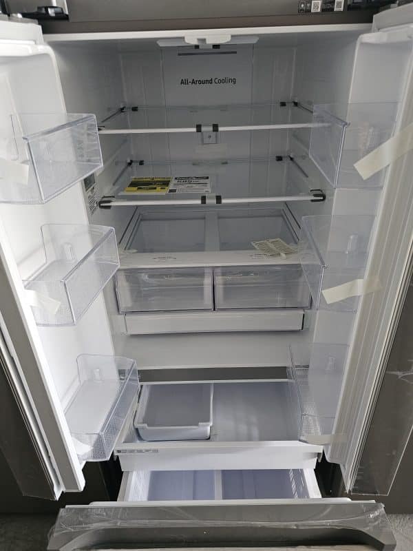 Réfrigérateur Samsung stainless Modèle: RF22A4111SR N/S: 0B9X4BBT800147J (NI) (#3320)