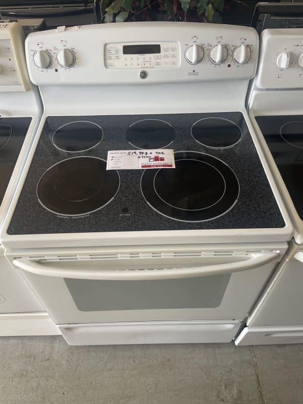 Cuisinière GE vitrocéramique blanche (#3490) (r)