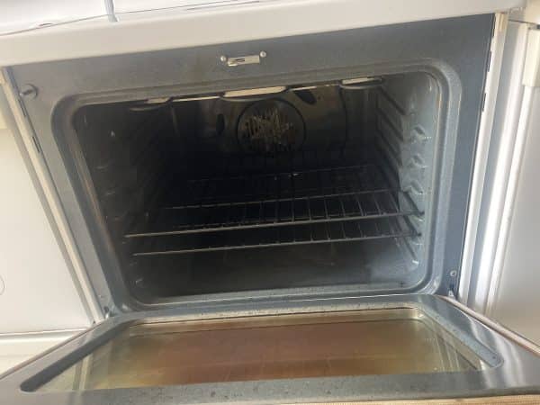 Cuisinière GE vitrocéramique blanche (#3490) (r)