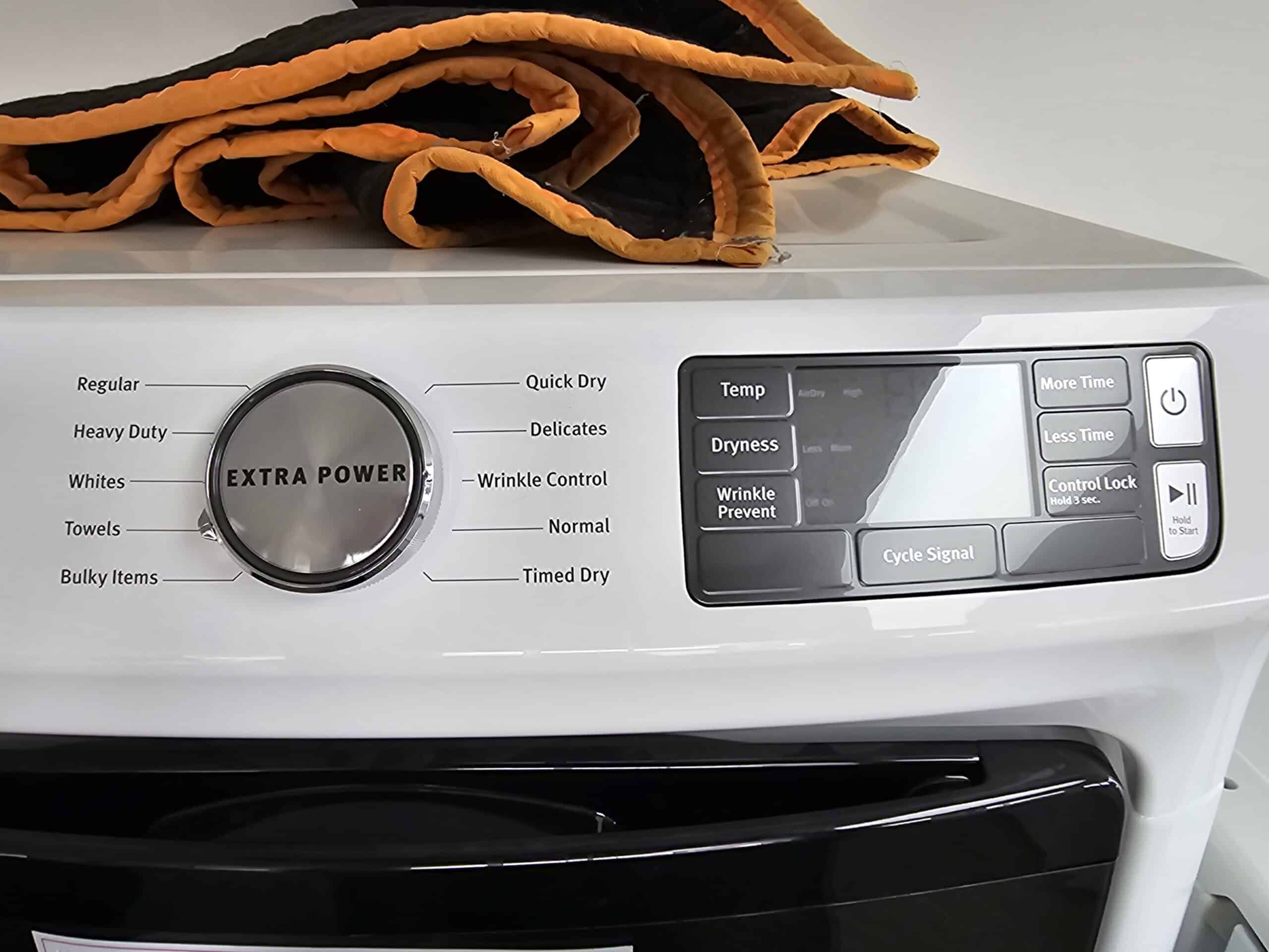 Duo laveuse sécheuse frontale Maytag modèle: MHW5630HW N/S: CB4900657 modèle: YMED5630HW N/S: MA4606761 (NI) (#3819)