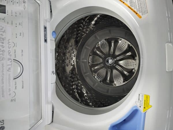 Laveuse LG blanche modèle: WT7150CW (NI) (#3834)