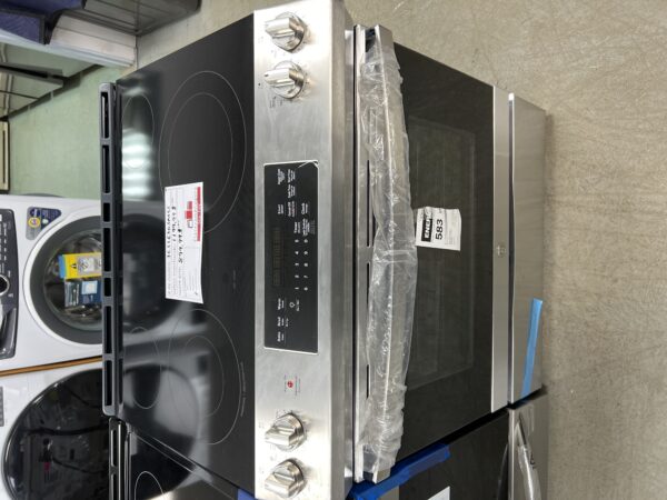 Cuisinière GE Stainless Vitrocéramique NM: JCSS630SMSS (u90) (#4216)