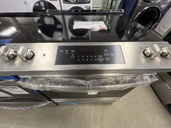 Cuisinière GE Stainless Vitrocéramique NM: JCSS630SMSS (u90) (#4216)