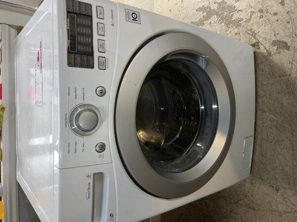 Laveuse LG Blanche Frontale (r) (#4227)