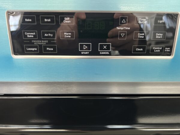 Cuisinière Whirlpool Stainless Vitrocéramique NM: YWFE550S0LZ2 NS: RC3524909 (D) (#4673)